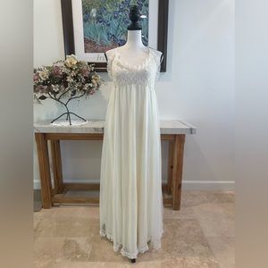 Vintage 1970’s Cream Laced Top Sheer Night Gown